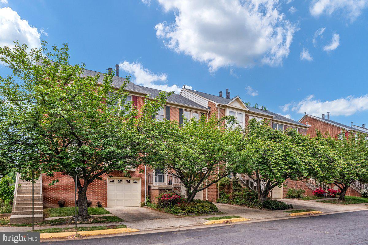 4734 Minor Circle, Alexandria