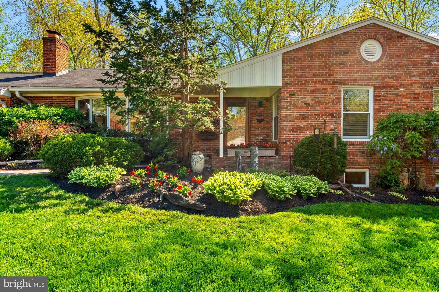 9025 Charles Augustine Drive, Alexandria