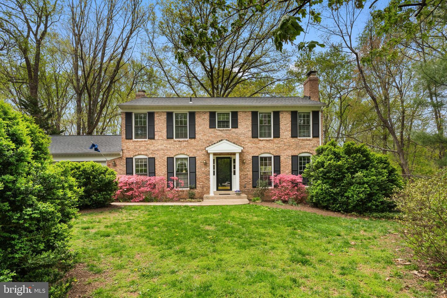10505 Adel Road, Oakton