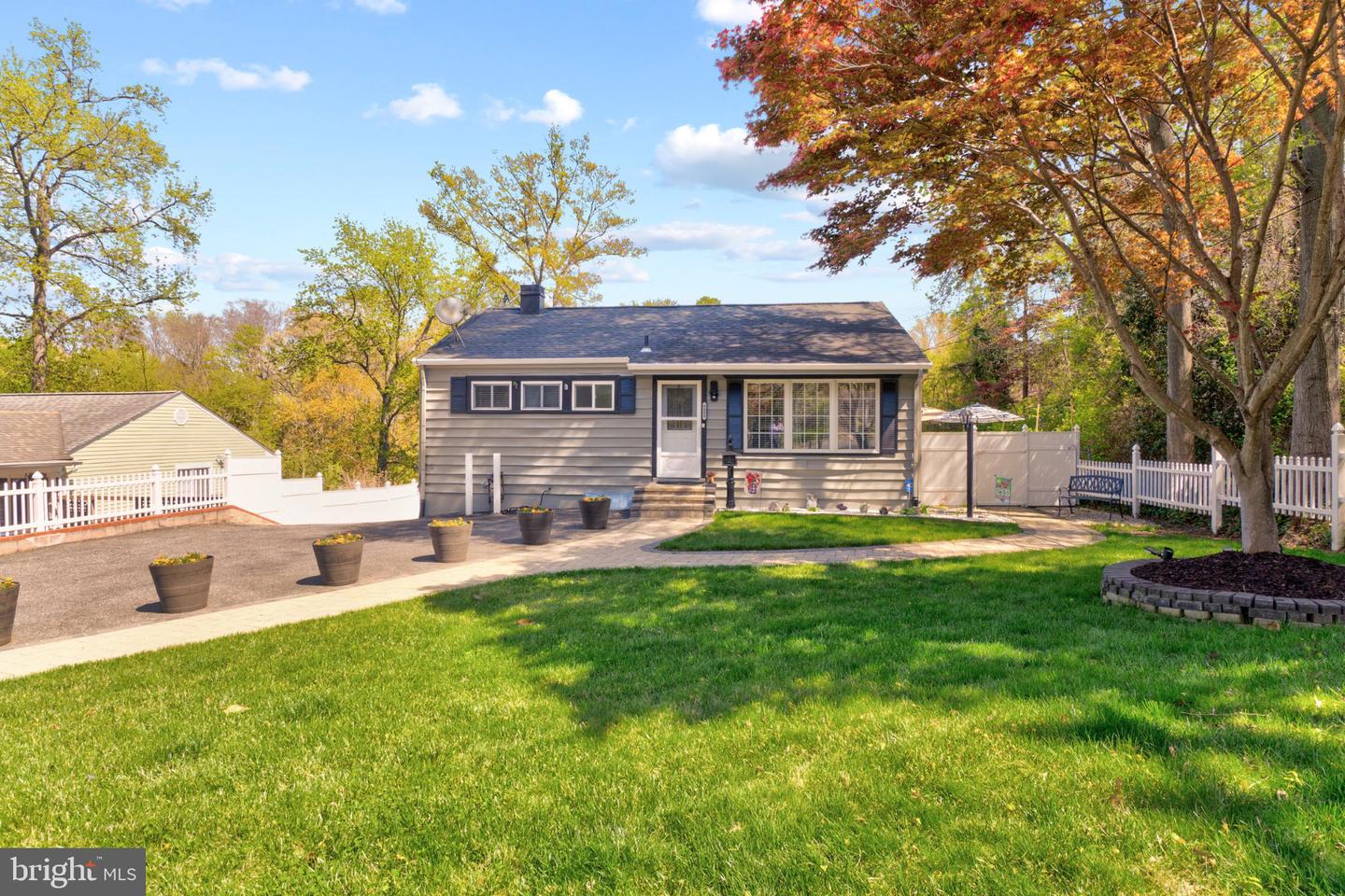 6409 The Parkway, Alexandria