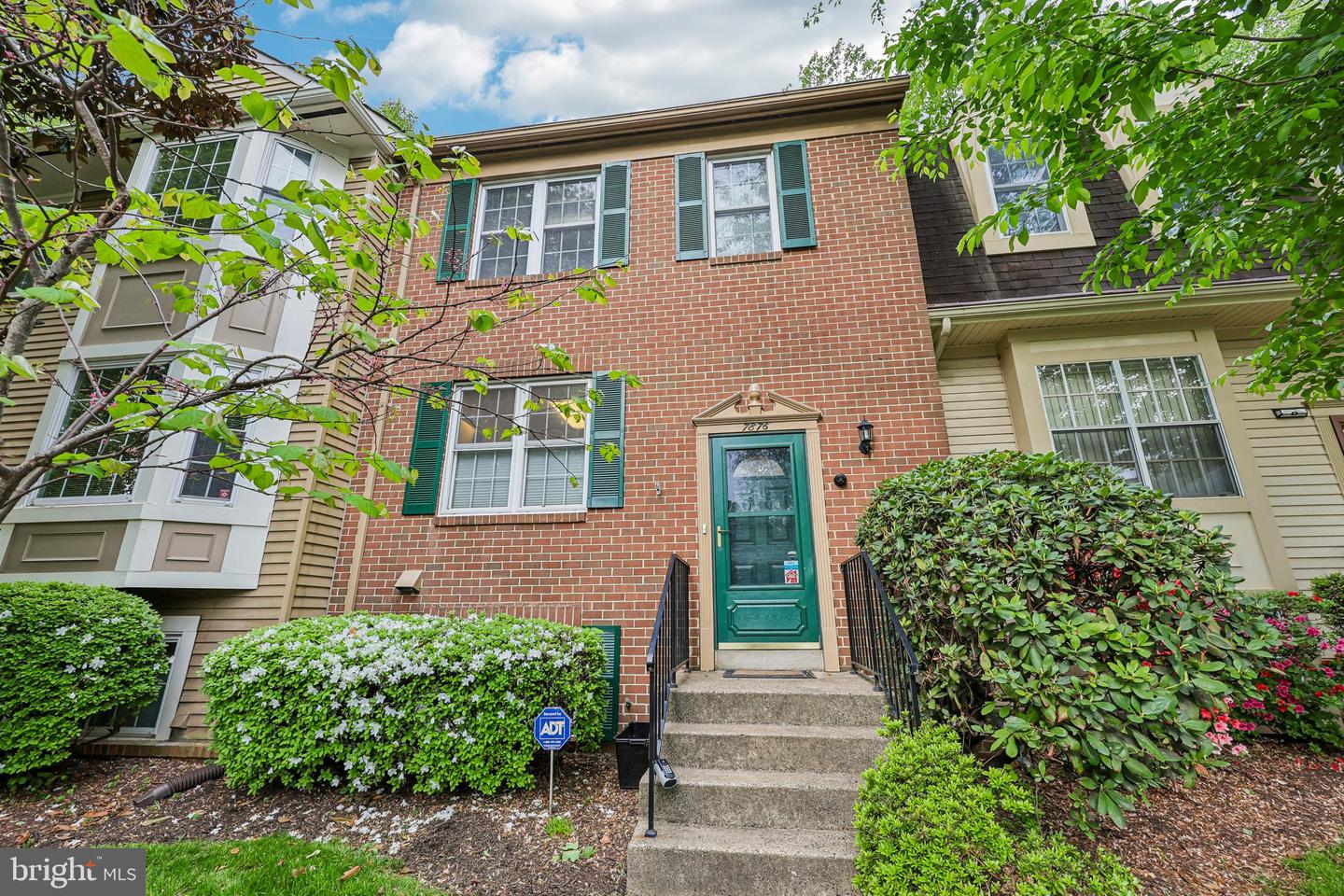 7876 Newport Glen Pass, Annandale