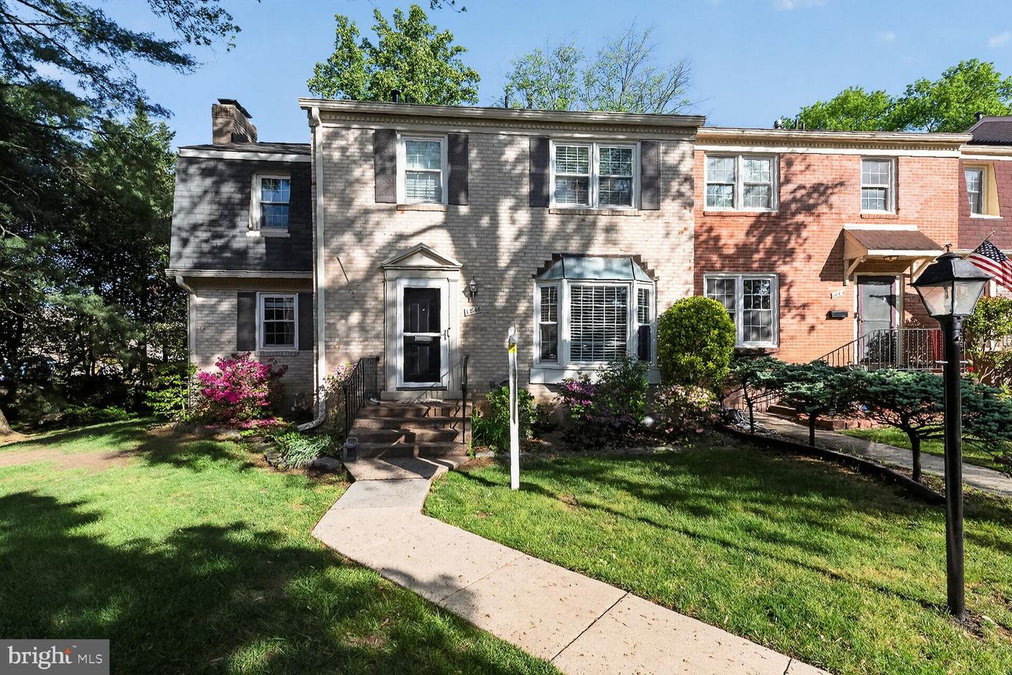 1846 Golf View Court, Reston