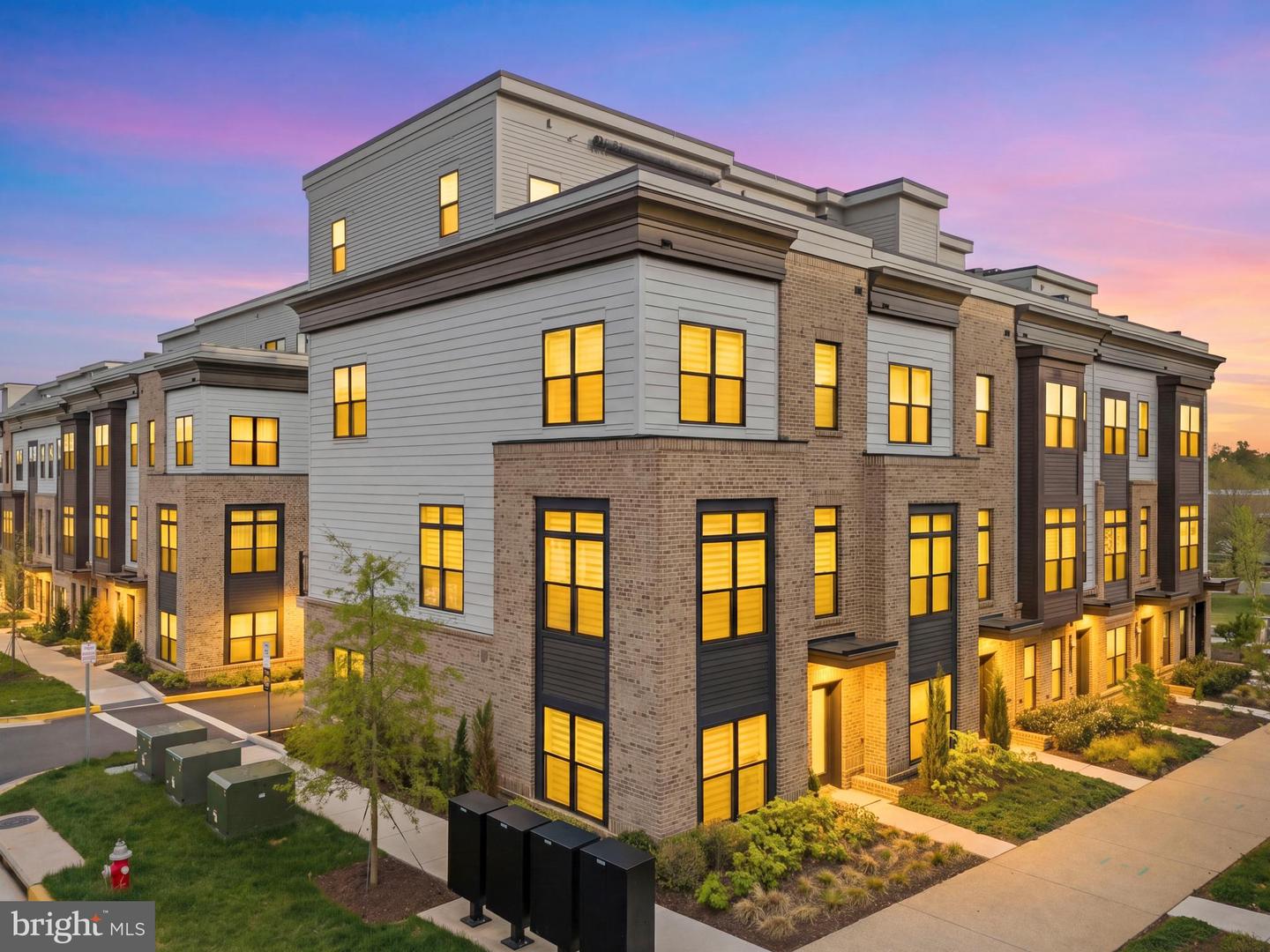 2040 Tysons Ridgeline Road, Falls Church
