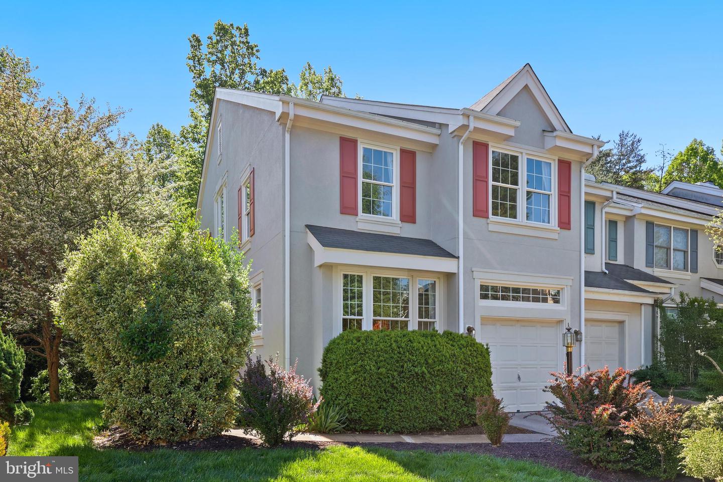 1366 Park Garden Lane, Reston