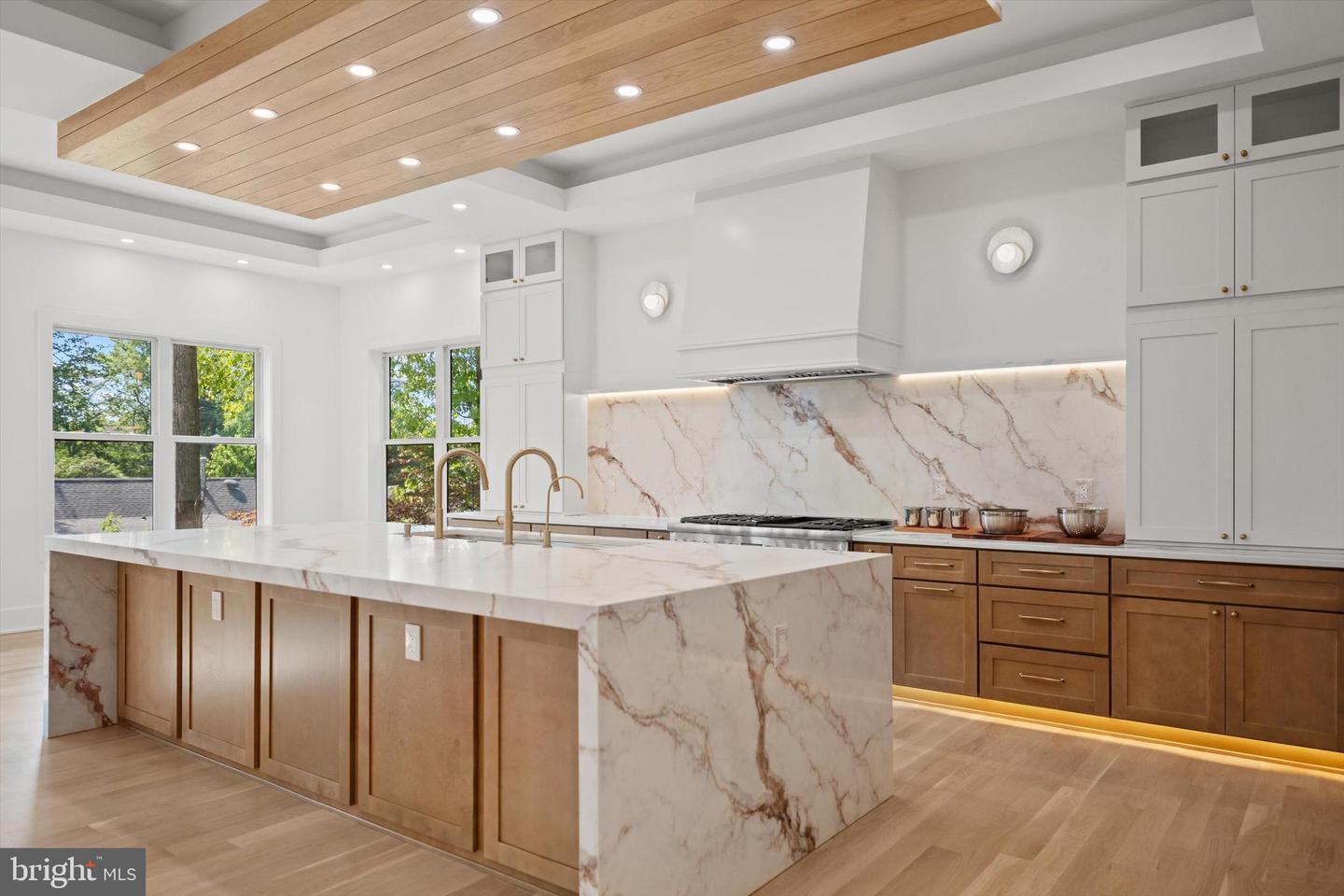 1835 Pimmit Drive, Falls Church