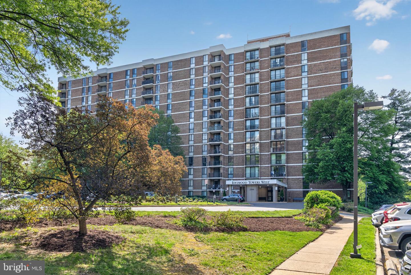 2300 Pimmit Drive #418, Falls Church