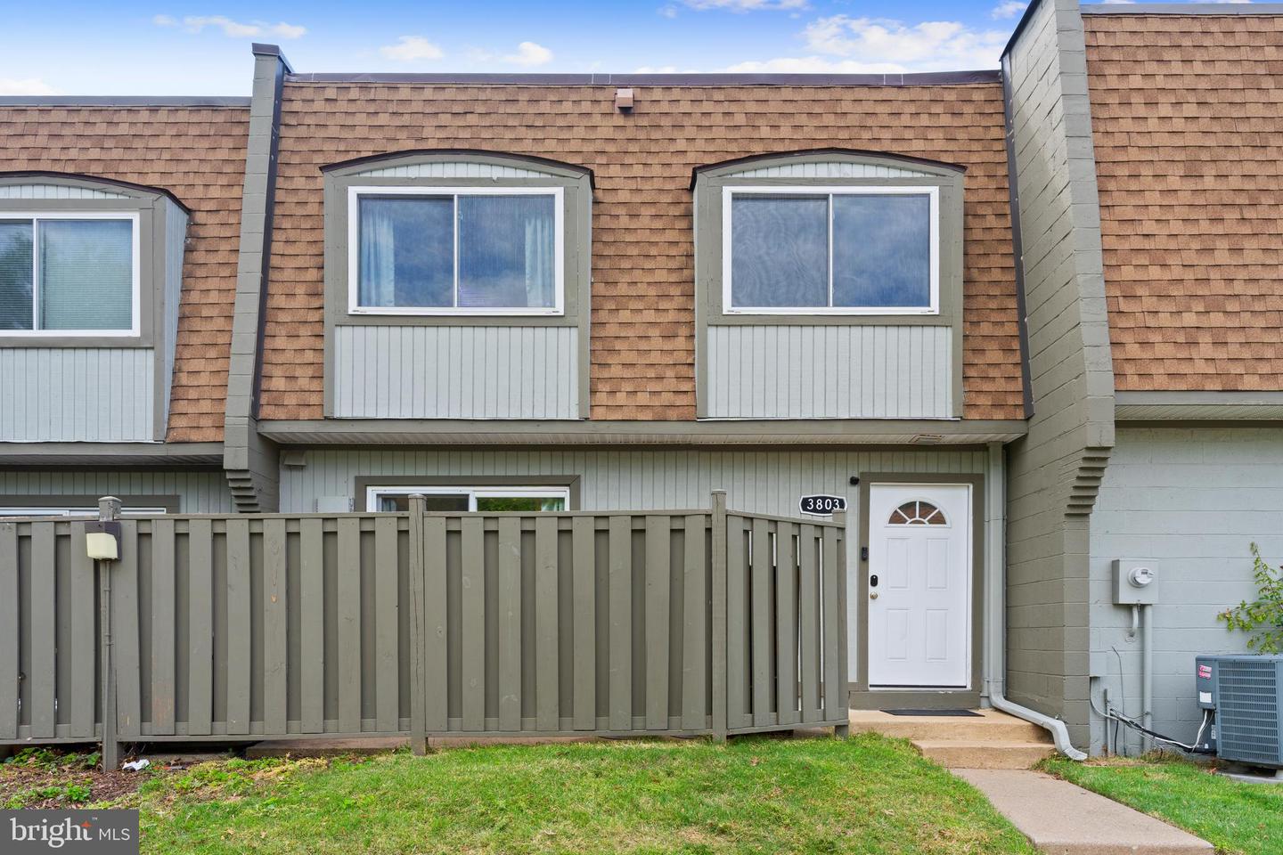 3803 Monte Vista Place #99-D, Alexandria
