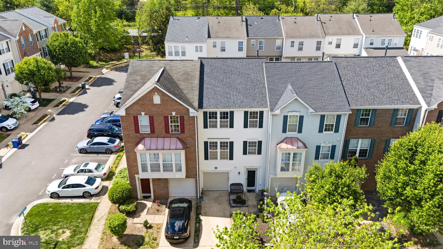 7864 Dogue Indian Circle, Lorton