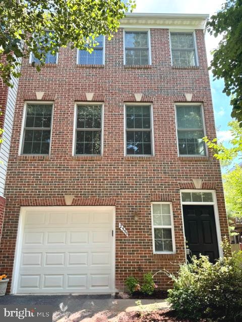 2550 James Madison Circle