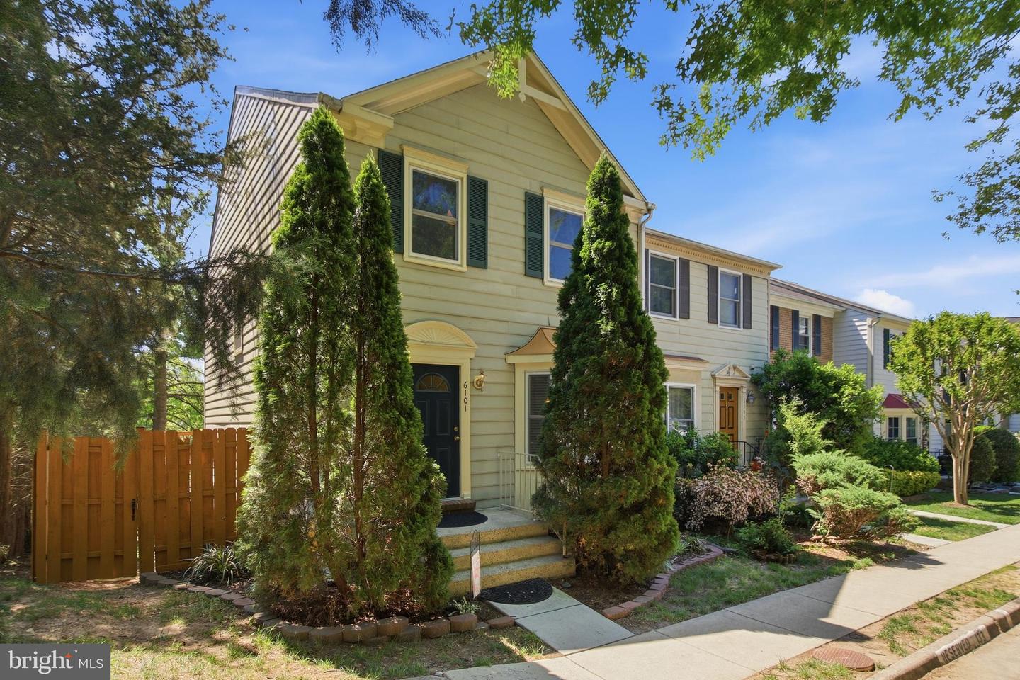 6101 Old Brentford Court, Alexandria