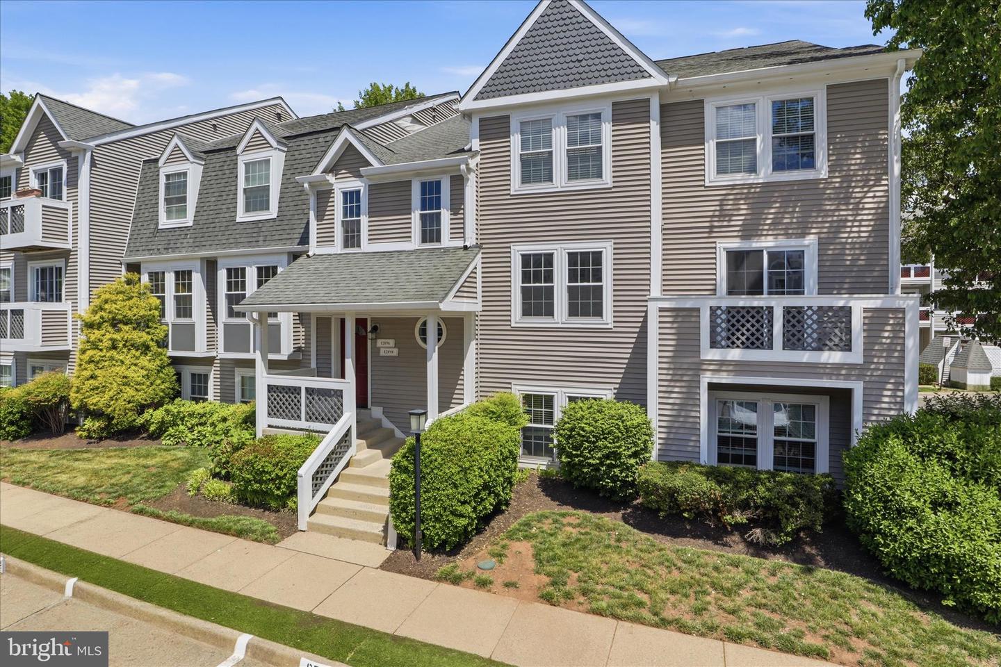 12898 Grays Pointe Road #12898b, Fairfax