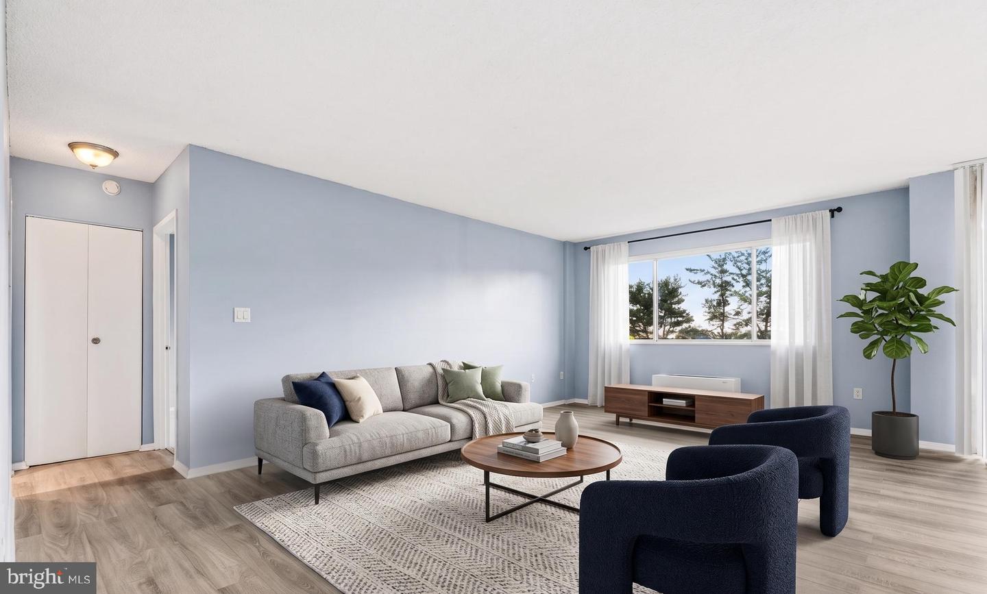 2059 Huntington Avenue #311