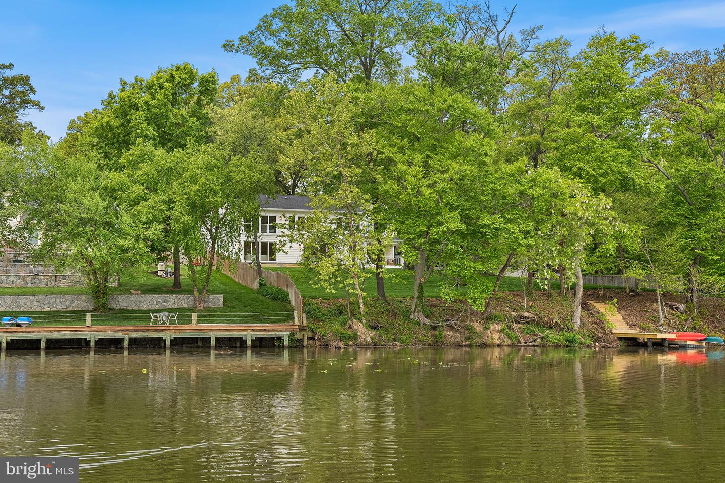 3175 Woodland Lane, Alexandria