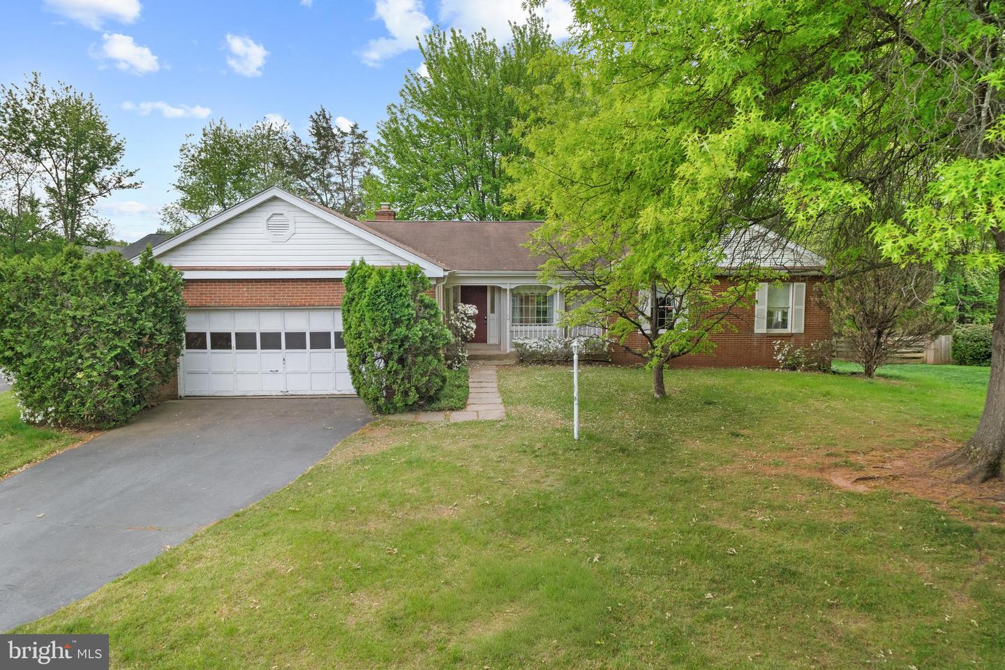 3342 Fern Hollow Place, Herndon