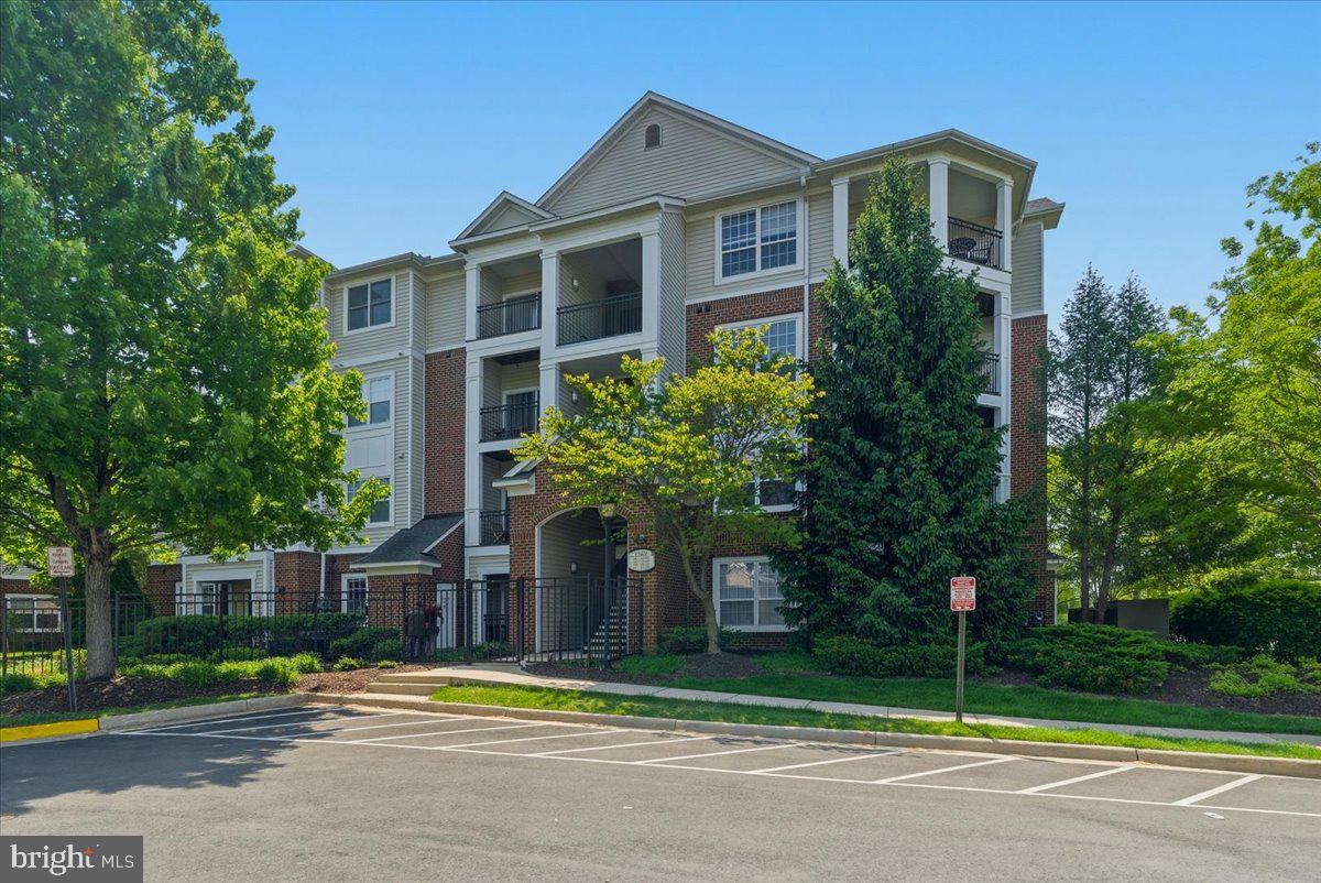 12901 Centre Park Circle #115
