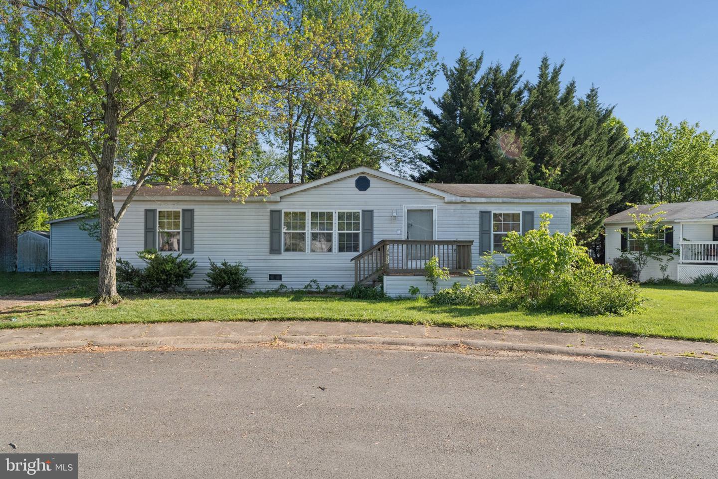 14611 Northwest Place, Chantilly