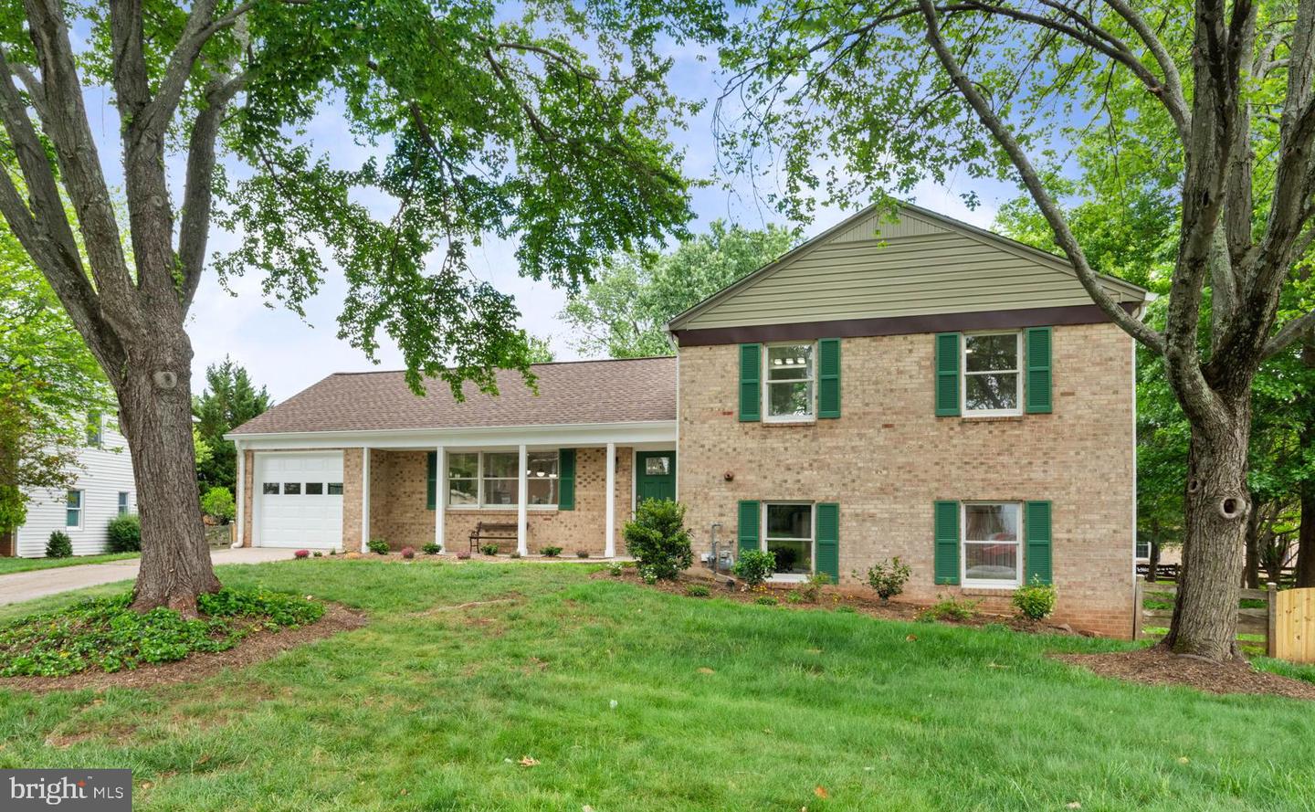 4505 Briarton Drive, Chantilly