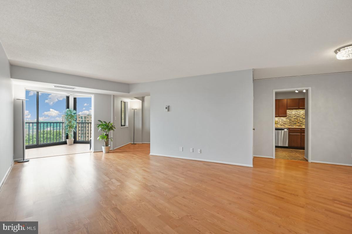 5902 Mount Eagle Drive #1503, Alexandria