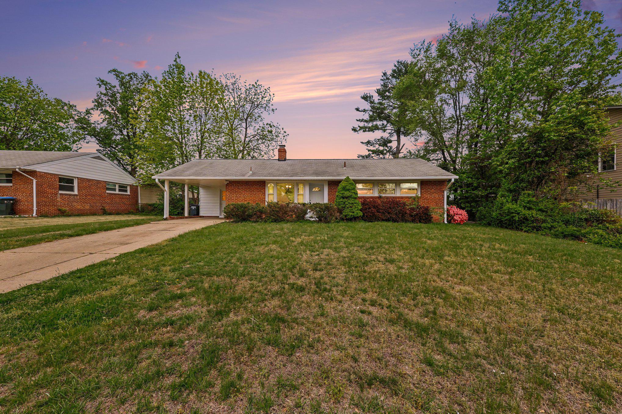 6714 Edsall Road, Springfield