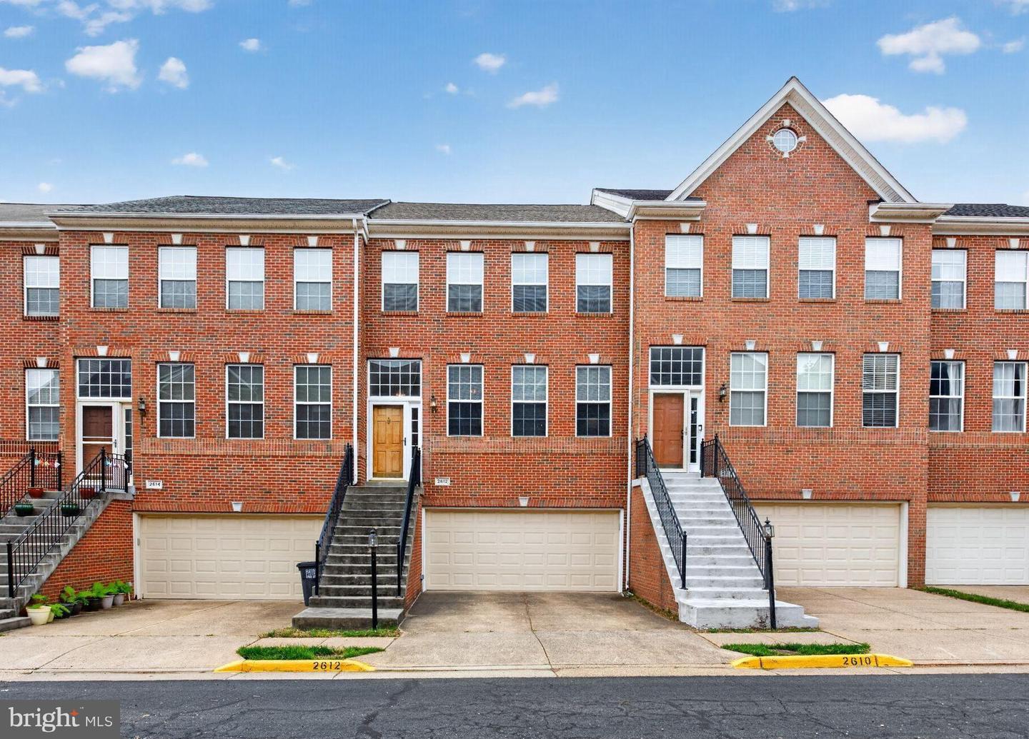 2612 Logan Wood Drive, Herndon