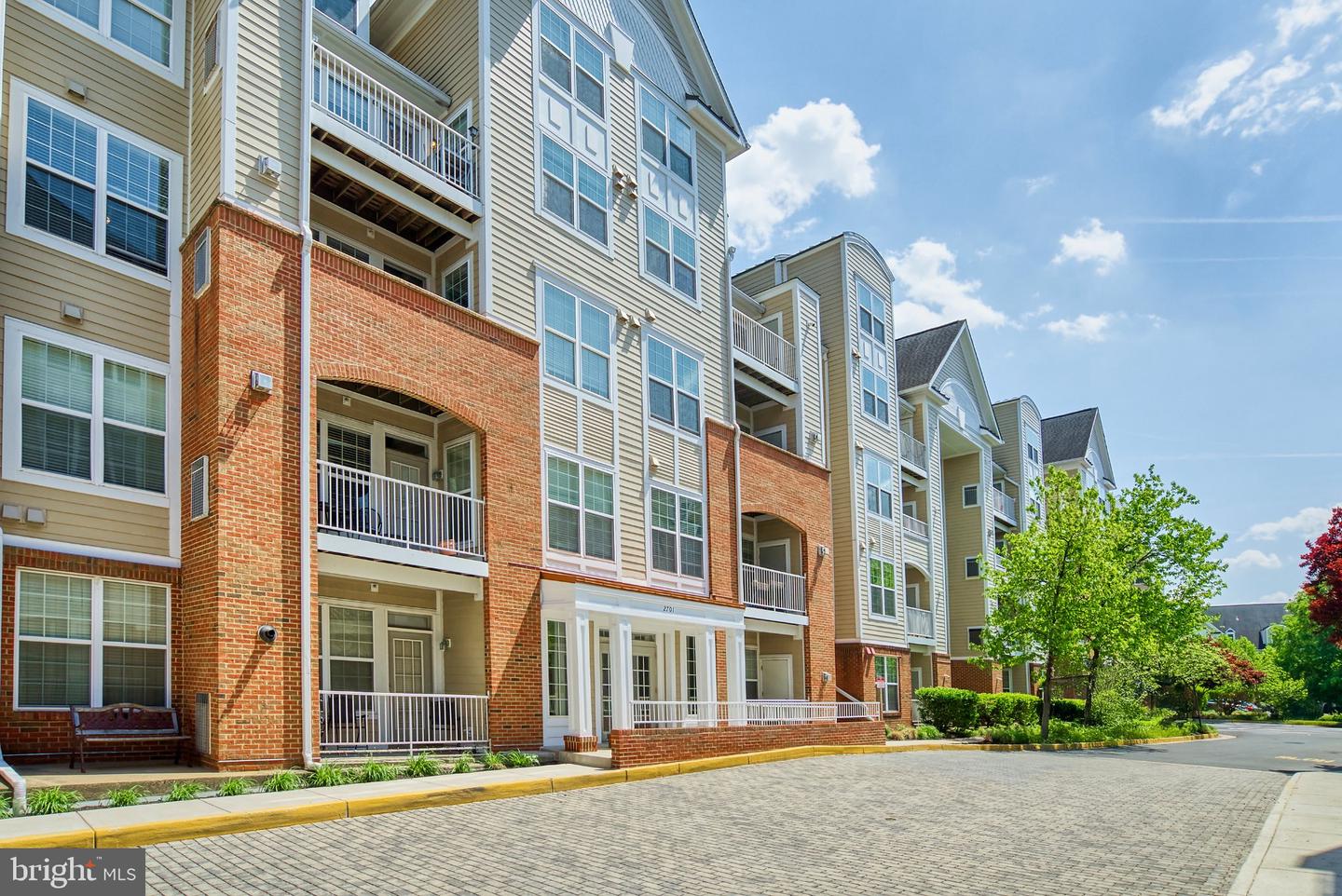 2701 Bellforest Court #303, Vienna