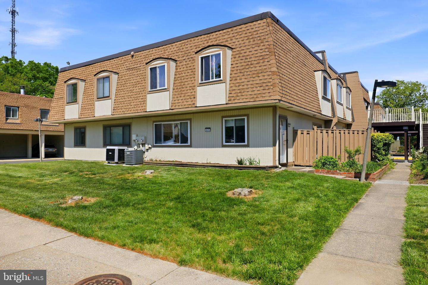 3831 Miramonte Place #107e, Alexandria