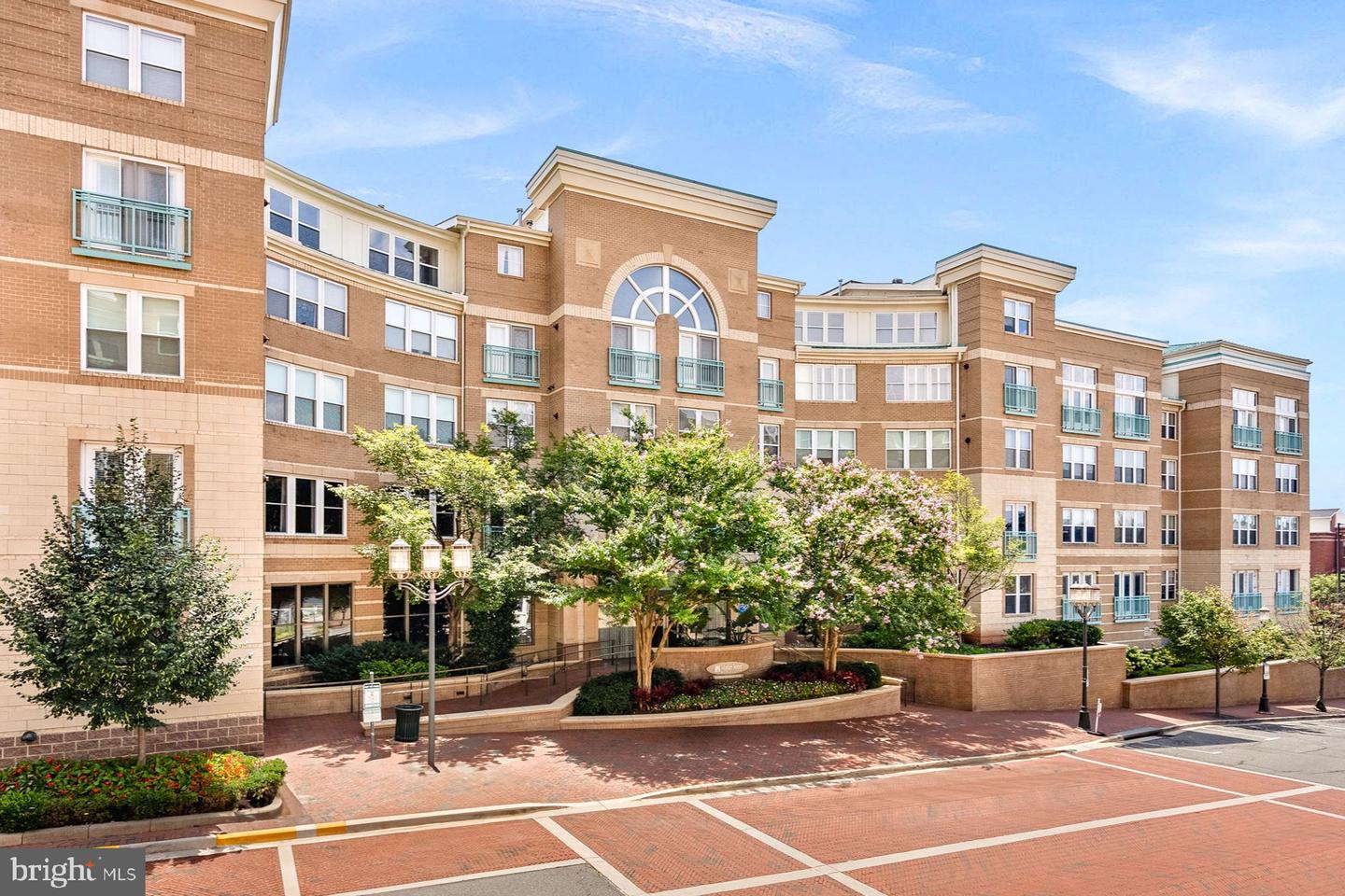 12001 Market Street #432, Reston