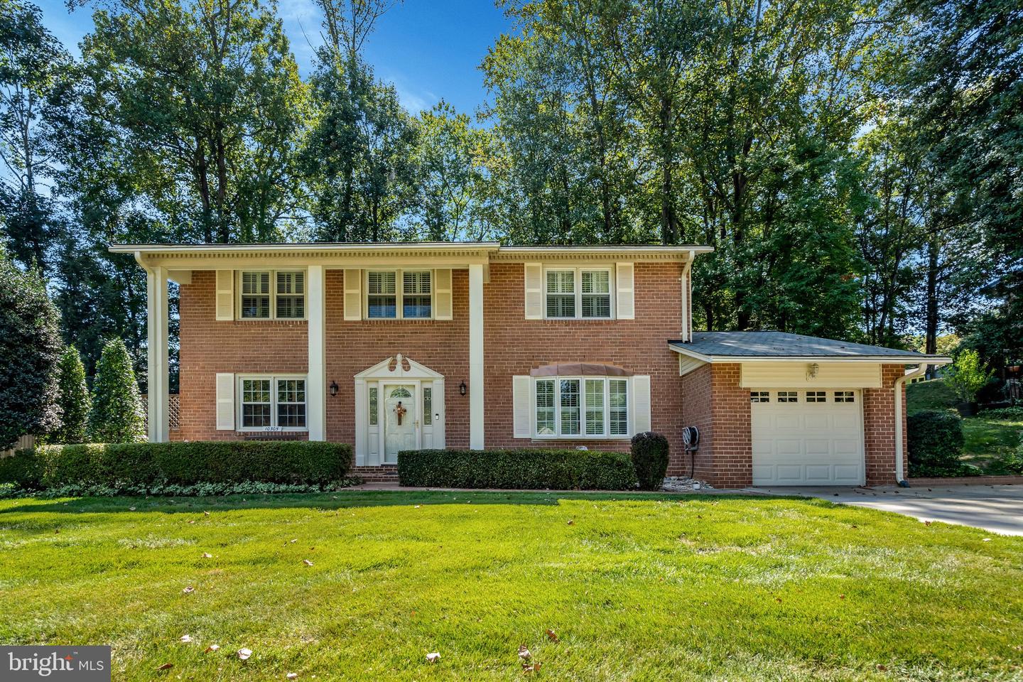 10305 Collingham Drive, Fairfax