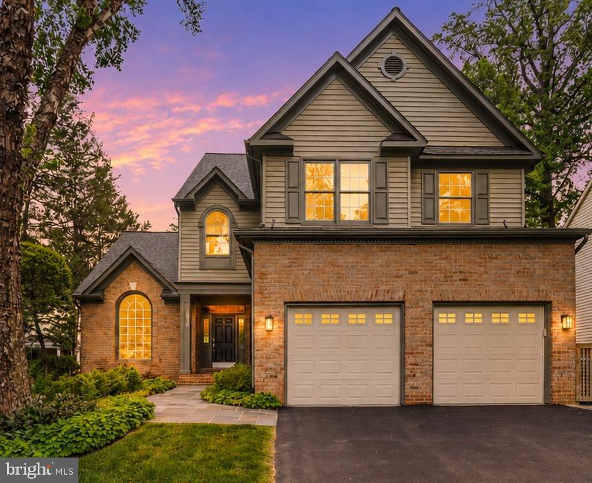 2910 Gray Street, Oakton