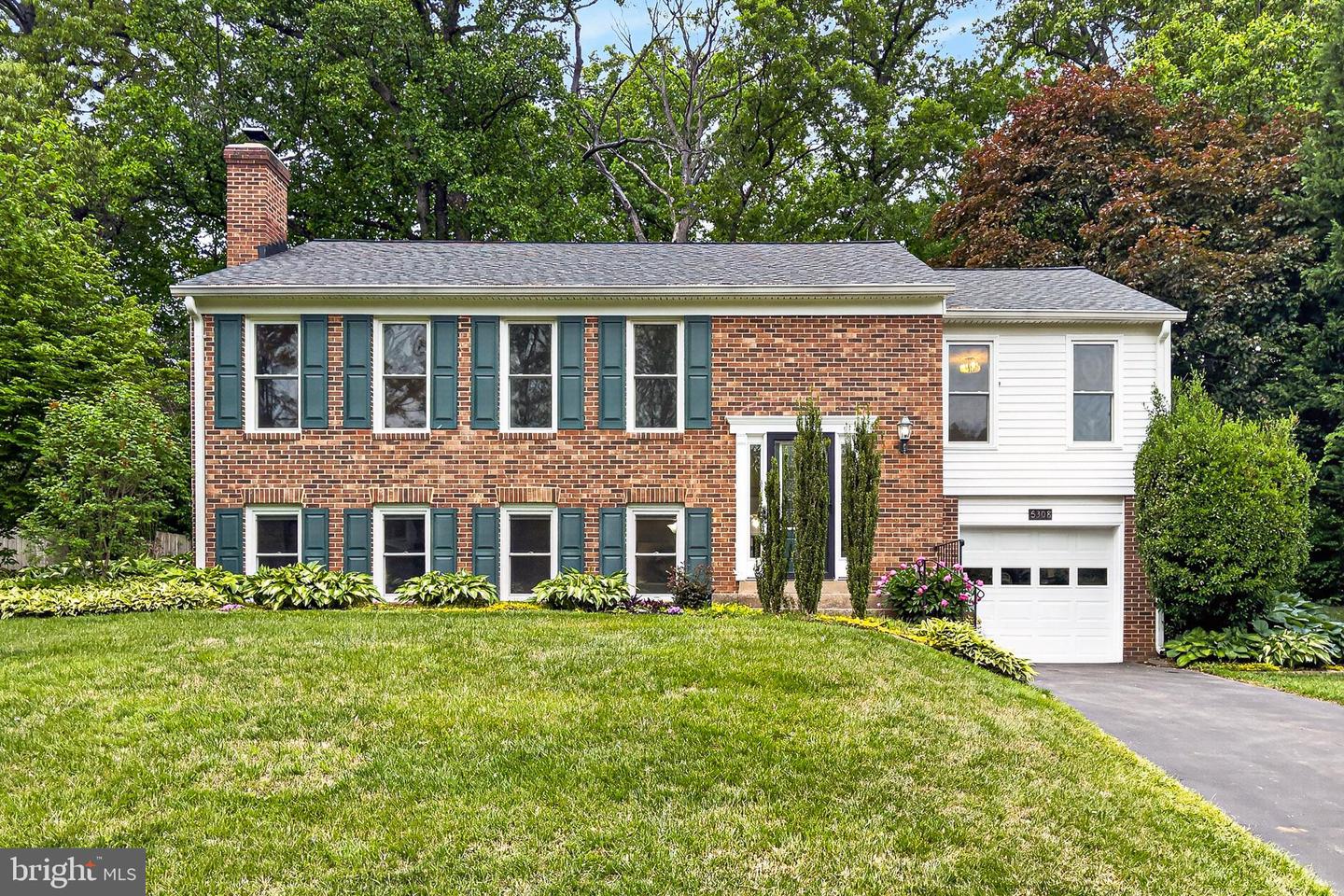 5308 New Church Court, Fairfax
