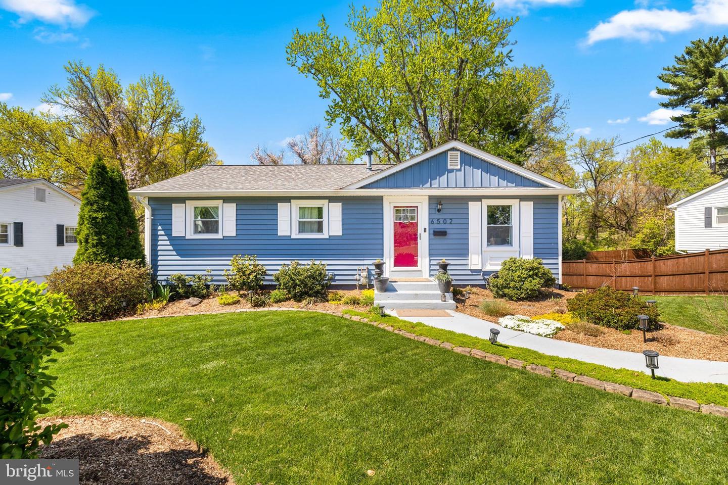 6502 Haystack Road, Alexandria
