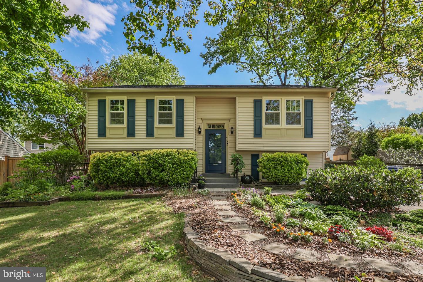 515 Worchester Street, Herndon