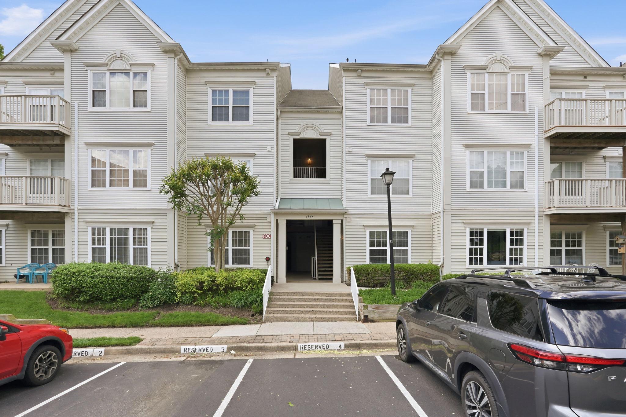 4359 Wilson Valley #302, Fairfax