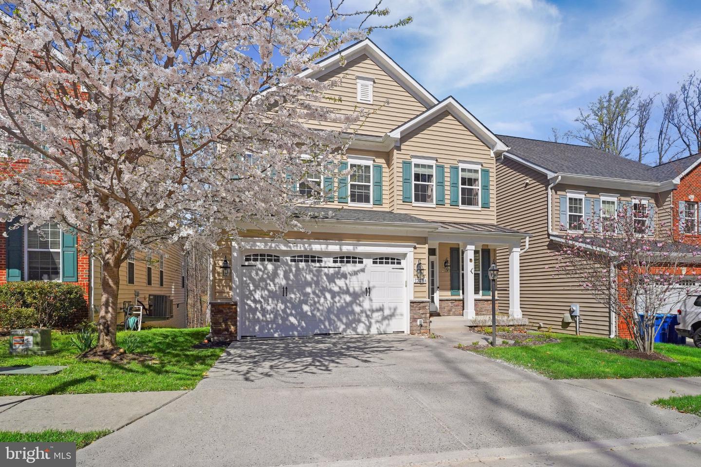 7303 Hayfield Road, Alexandria