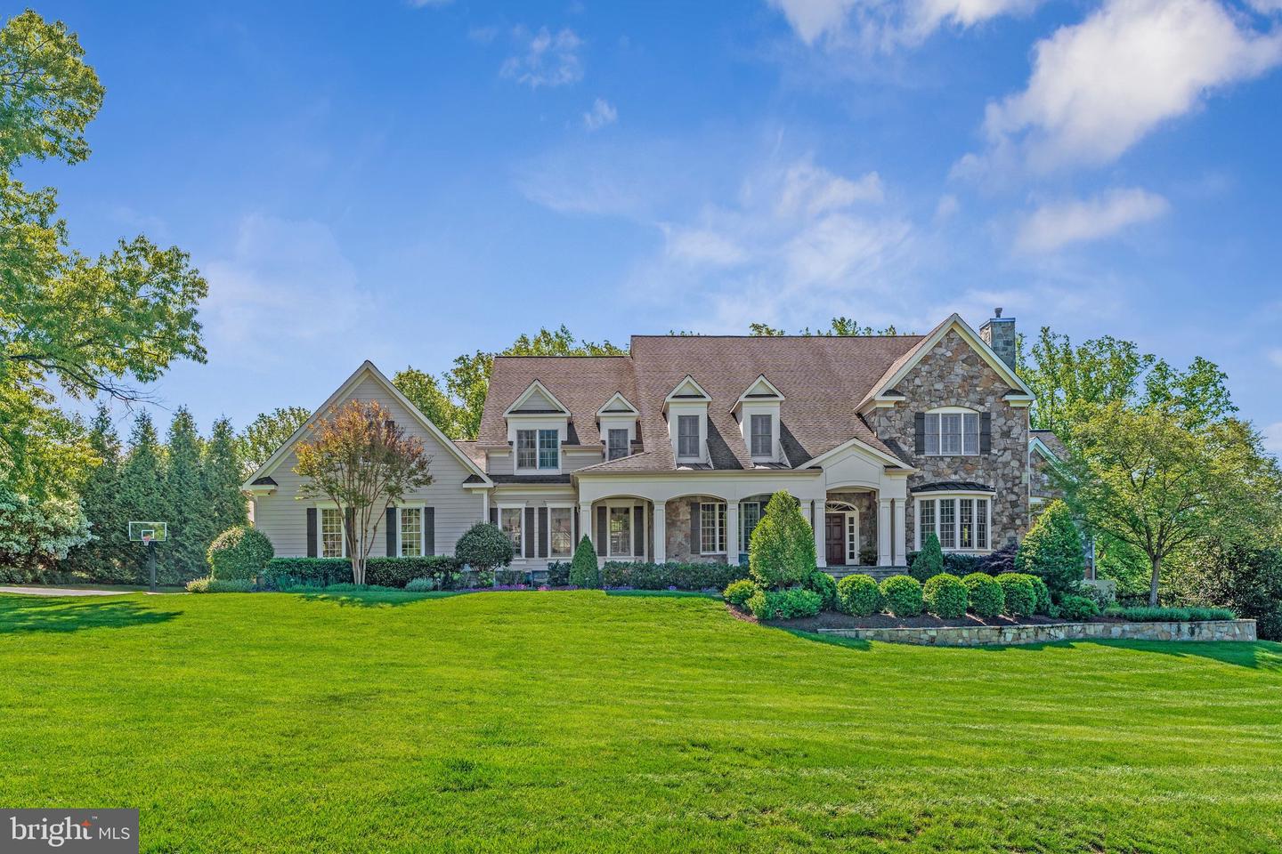 6807 Wemberly Way, Mclean