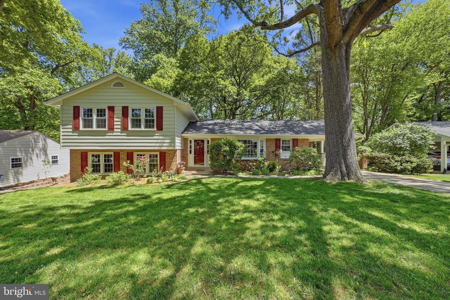 2327 Riviera Drive, Vienna