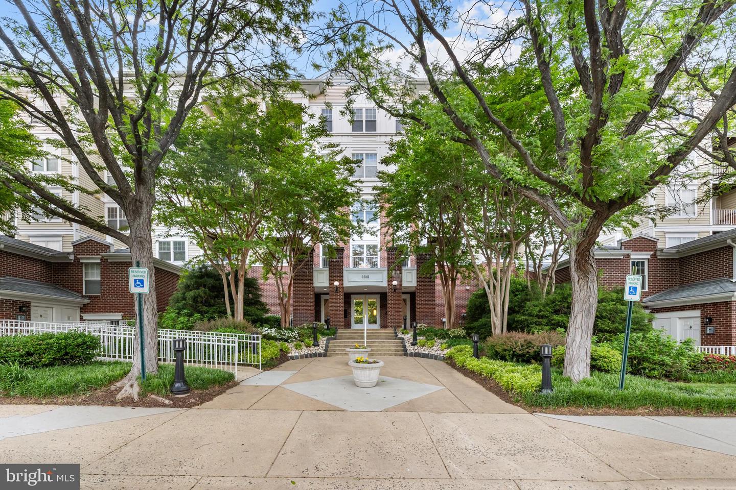 1641 International Drive #412
