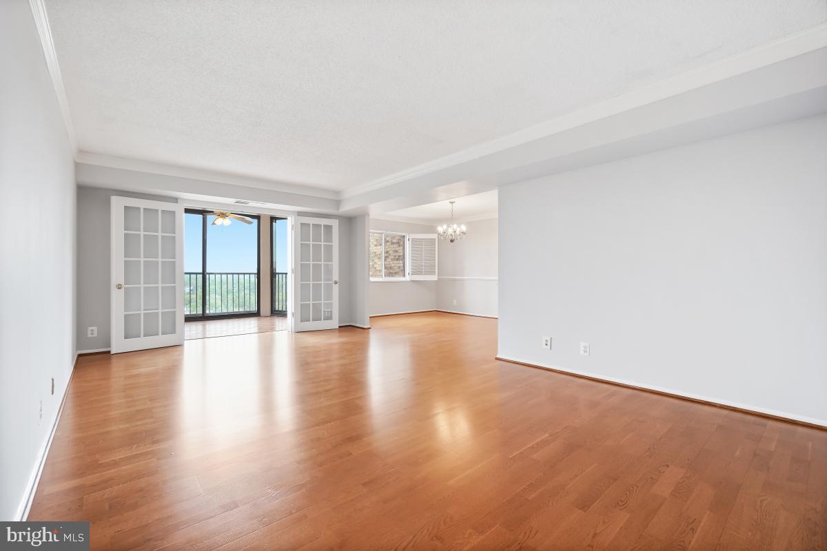 5902 Mount Eagle Drive #1402, Alexandria