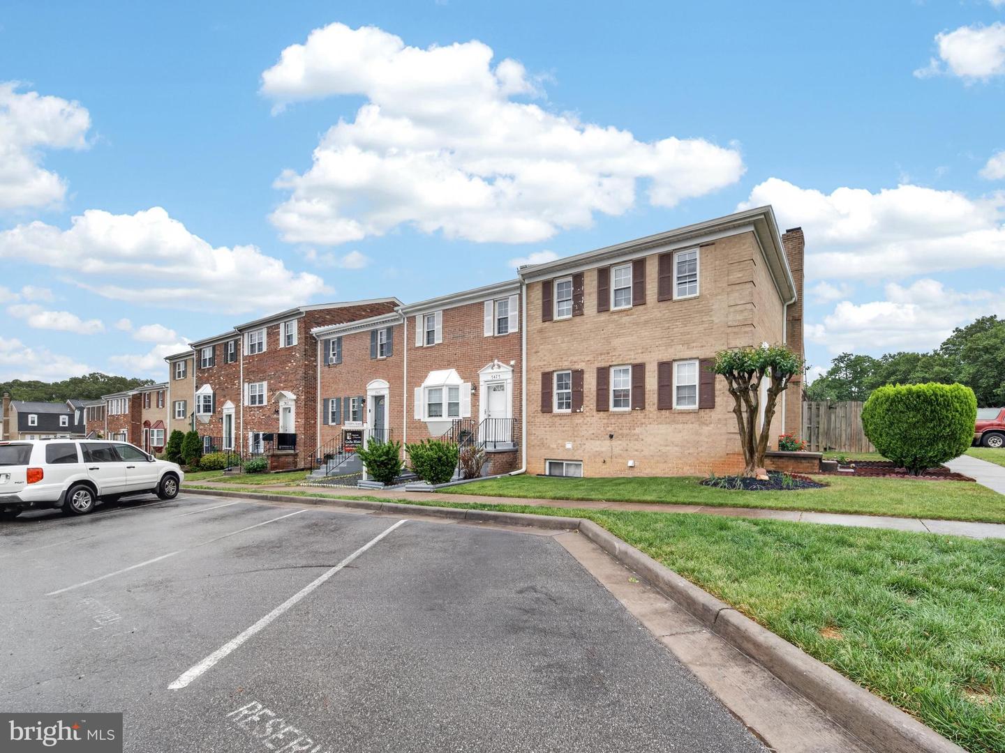 7417 Whernside Street, Lorton