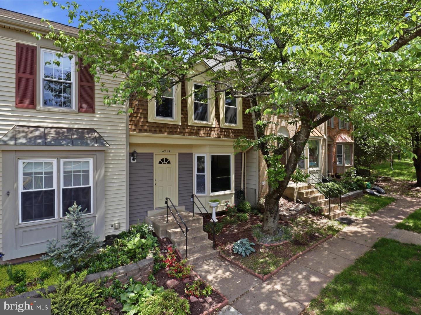 14219 Heritage Crossing Lane, Centreville