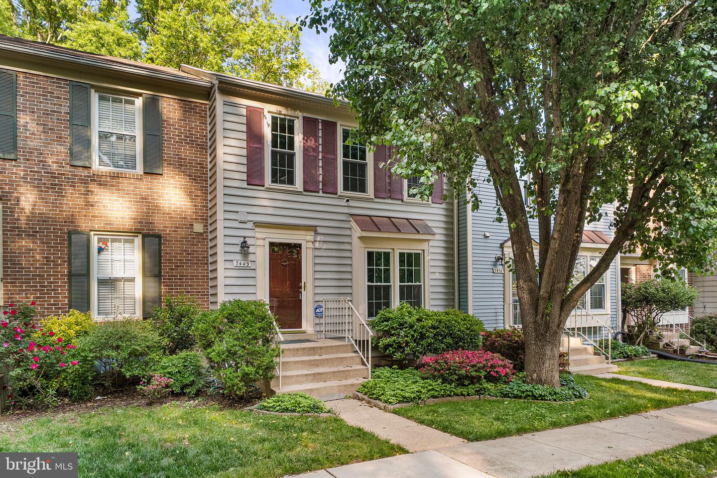 7449 Hatherleigh Court, Alexandria