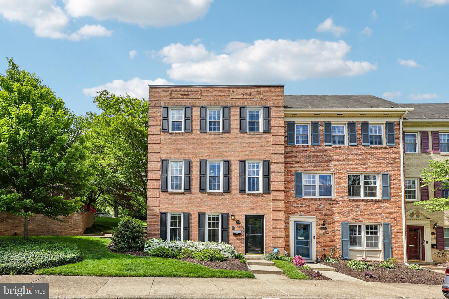 7438 Hallcrest Drive, Mclean