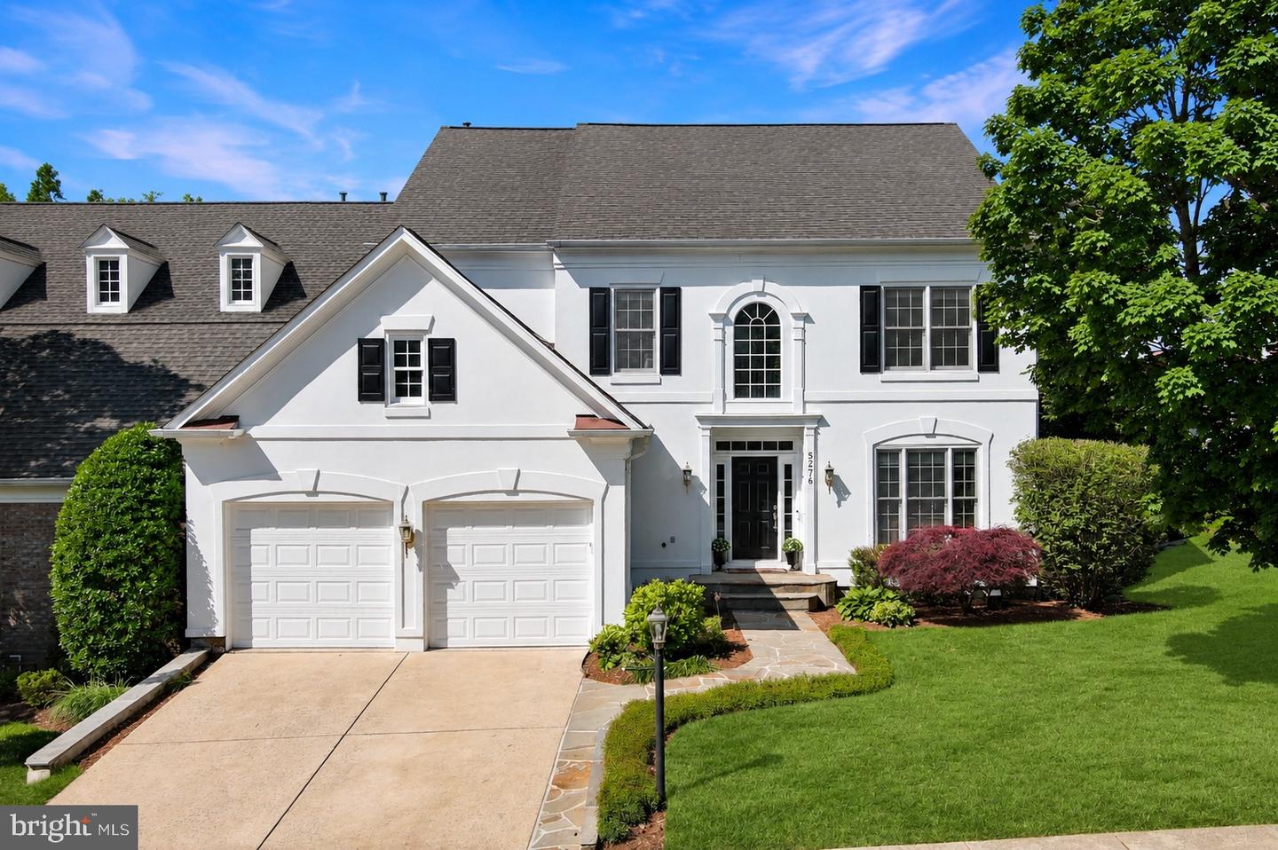 5276 Winter View Drive, Alexandria