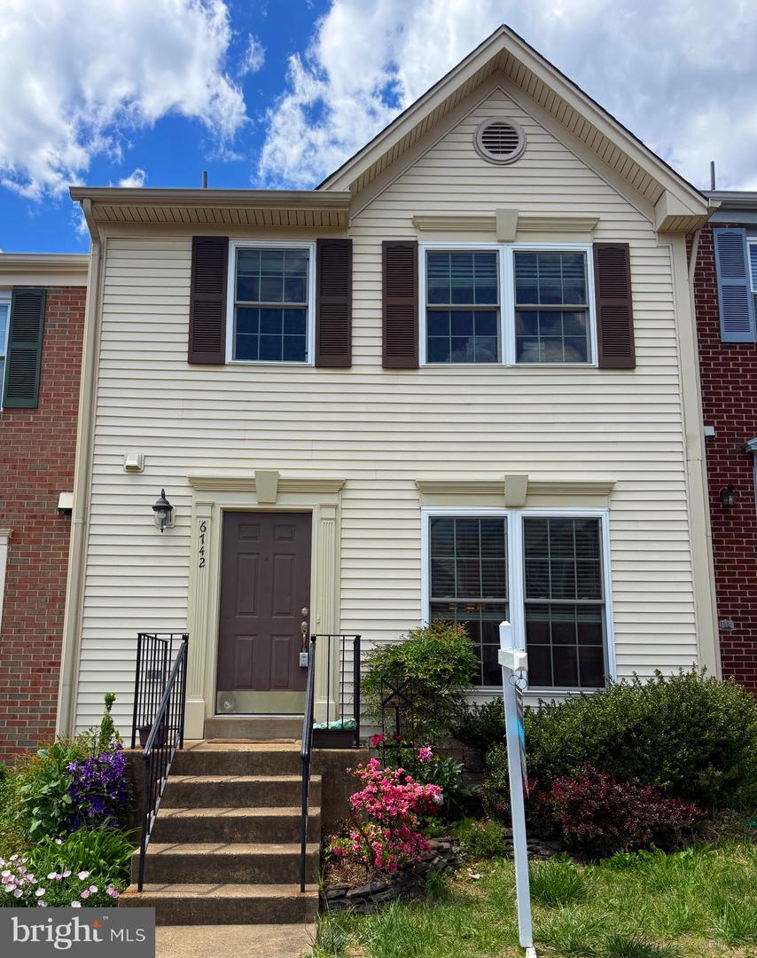 6742 Rockledge Place, Centreville