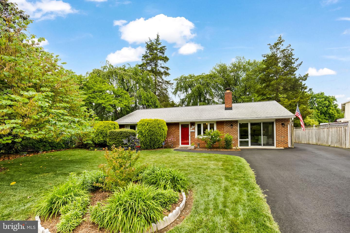 7714 Weber Street, Annandale