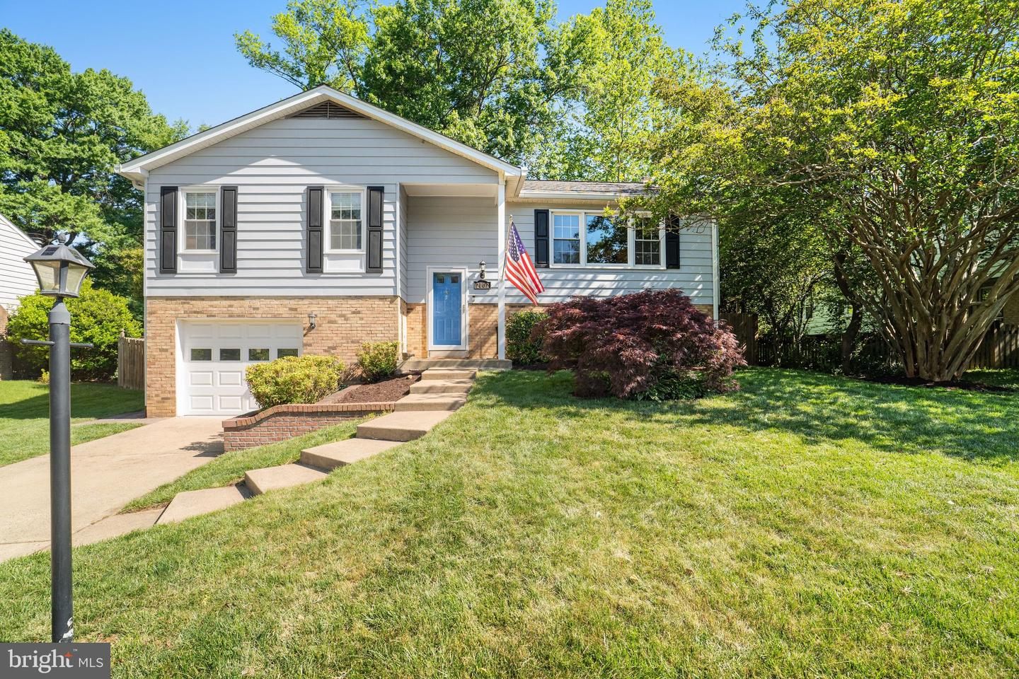 2002 Hoover Lane, Alexandria