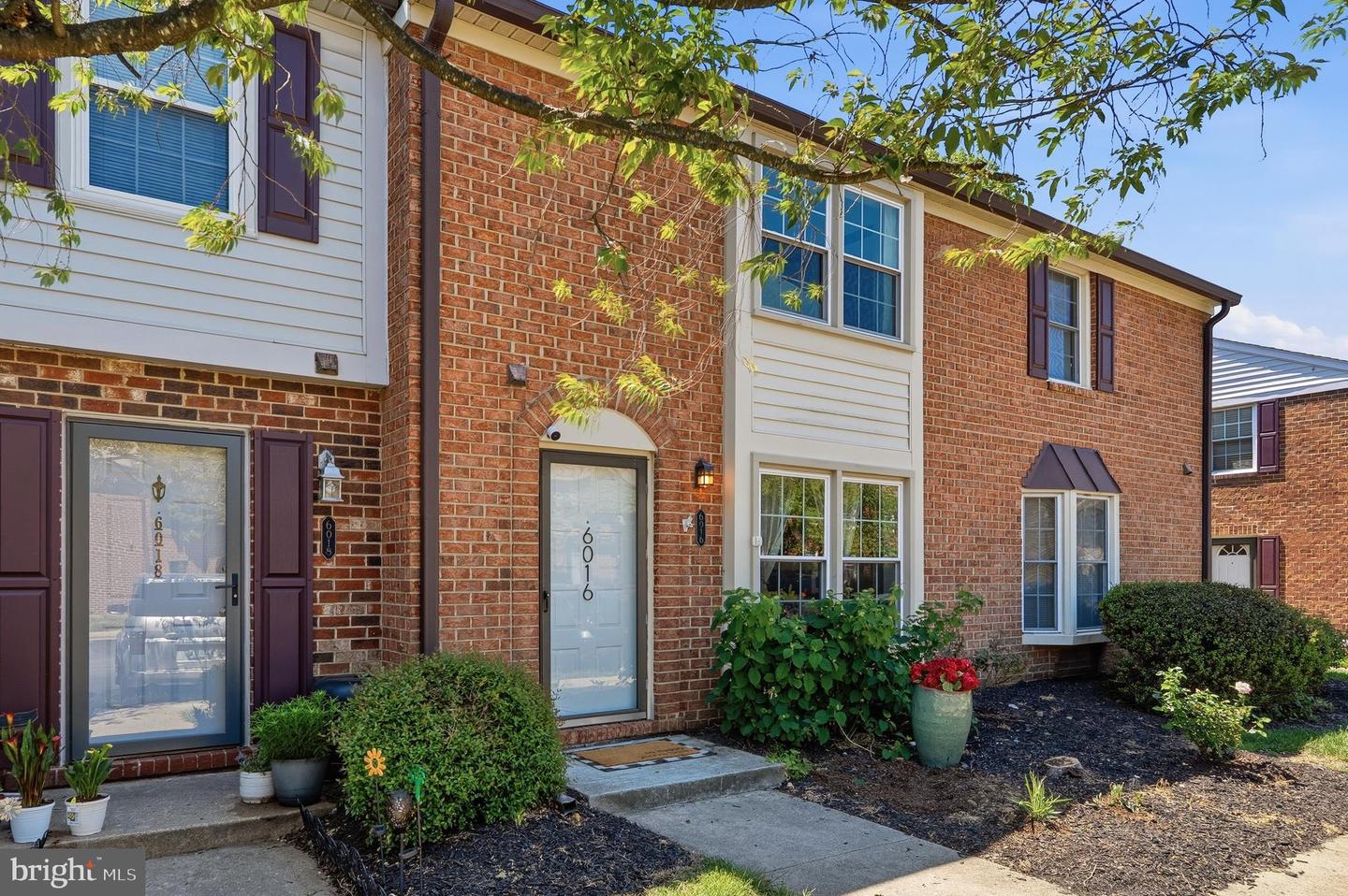 6016 Independence Way, Alexandria