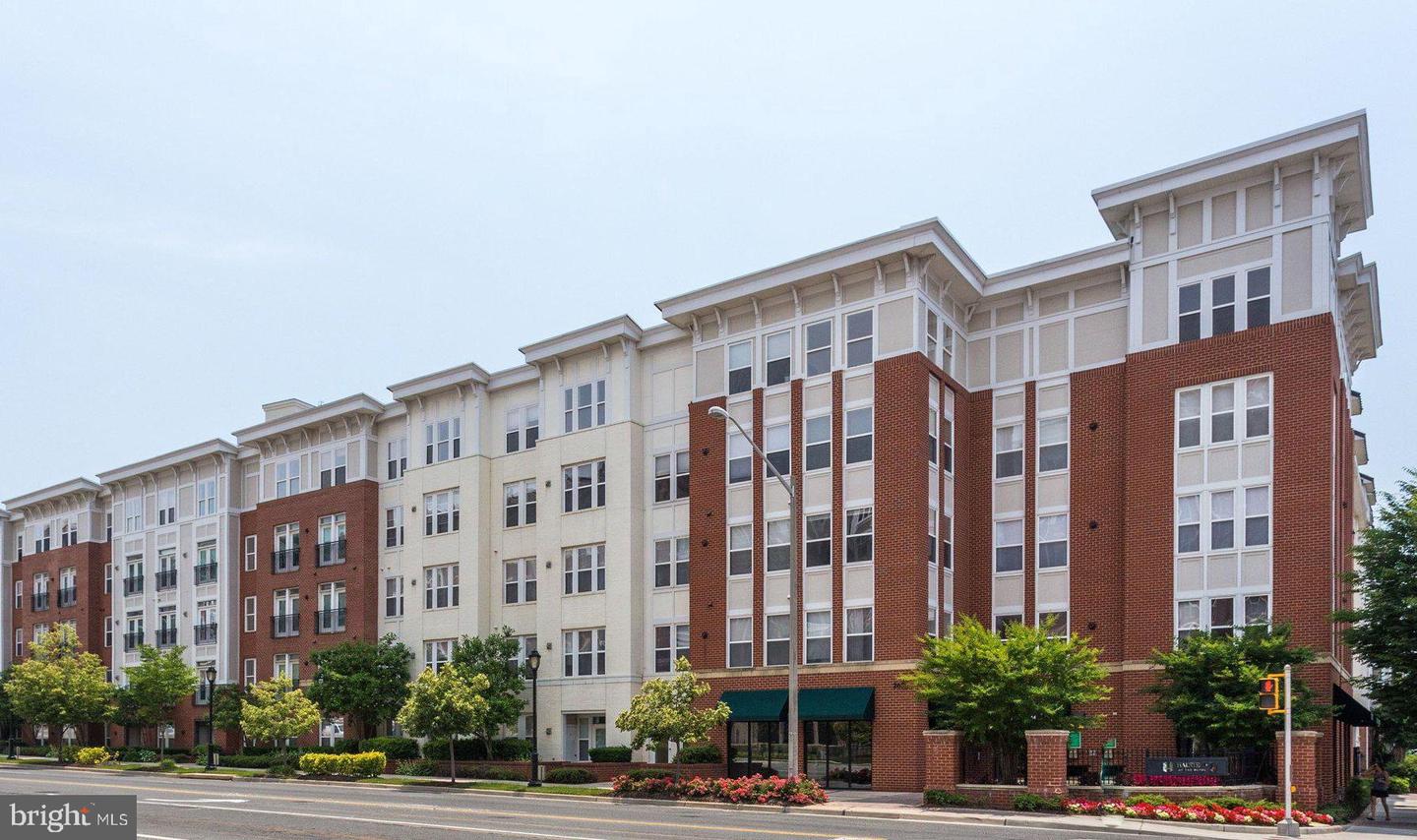 2655 Prosperity Avenue #109