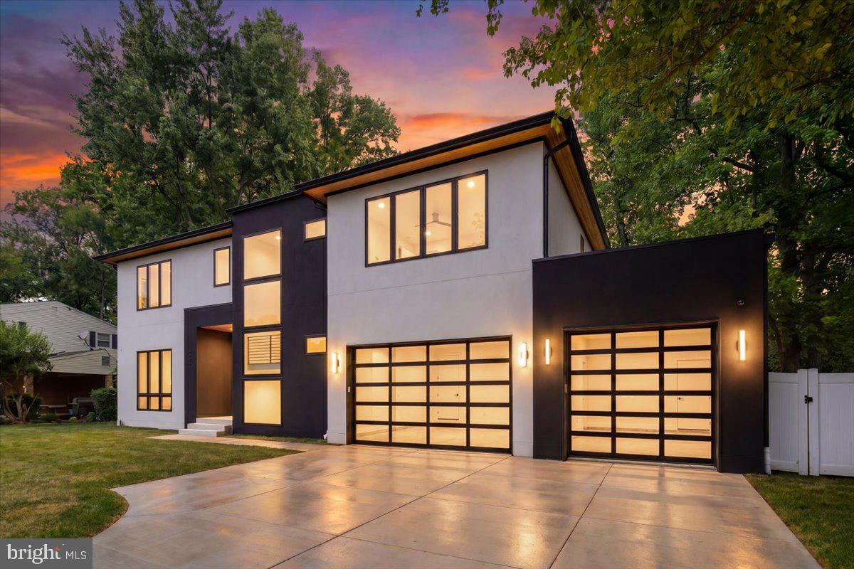 1002 Avery Court SW