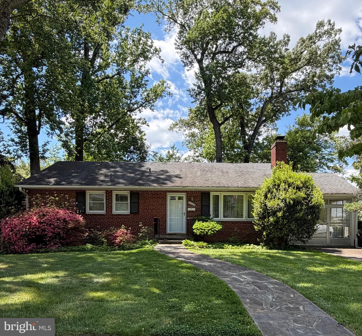 7429 Westwood Park Lane, Falls Church